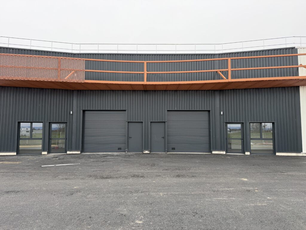 LOUÉ – BH CAR – 320 m² – CLERMONT-FERRAND