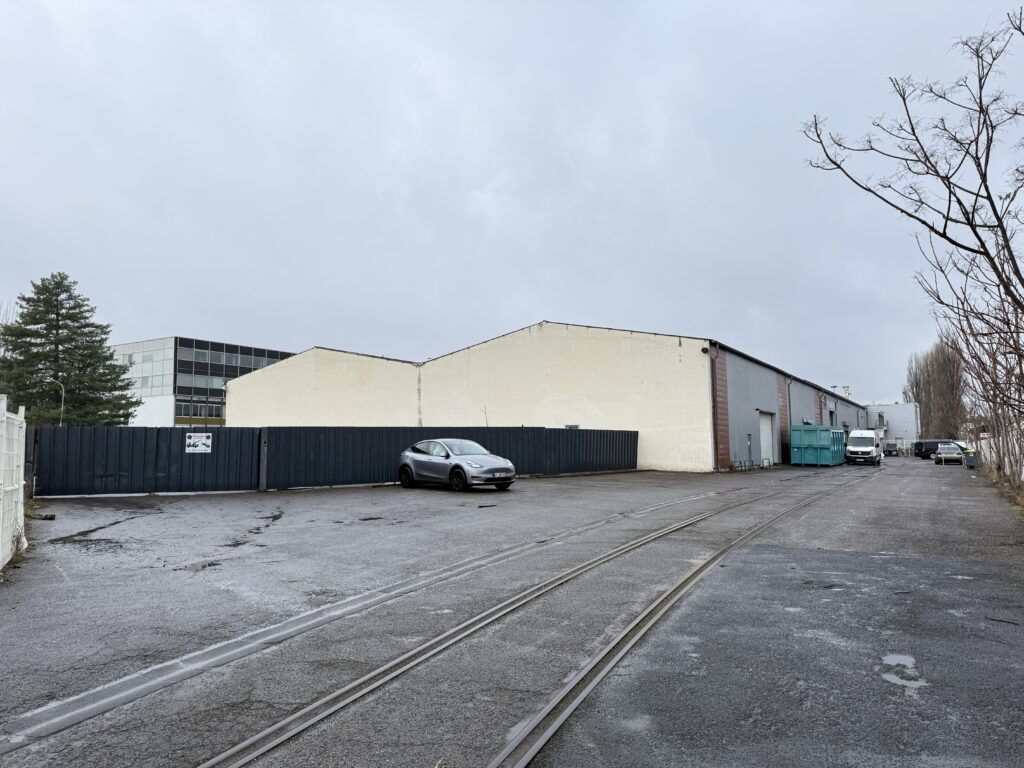 LOUÉ – SFIC (GROUPE SAINT-GOBAIN) – 1 542 m² – CLERMONT-FERRAND