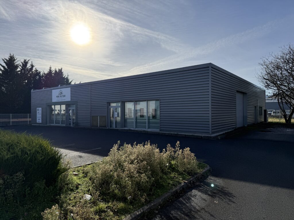 VENDU – PADD – 550 m² – AUBIÈRE